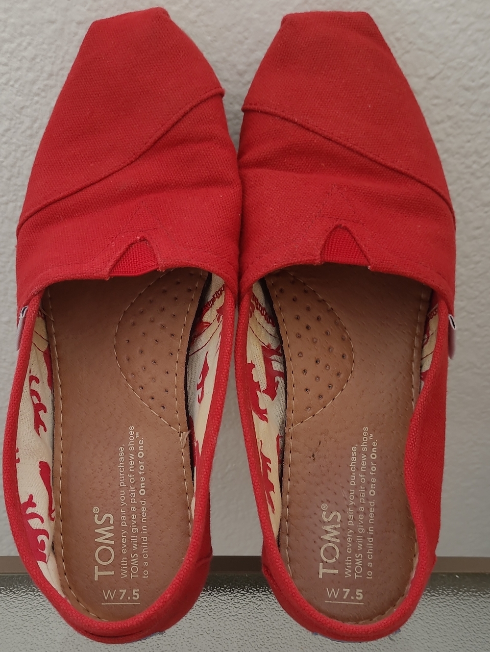 Toms Red Canvas Slip-On Loafers - Picture 3 of 13